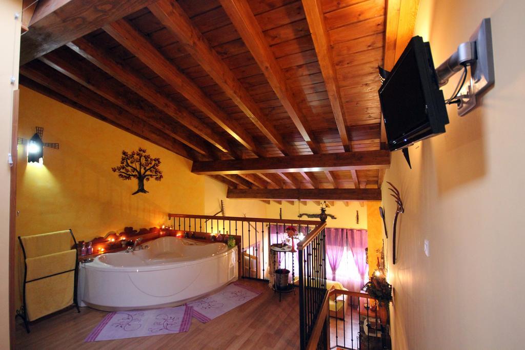 Casa Rural Luna Rosa Lancharejo ภายนอก รูปภาพ